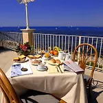 Dioscuri Bay Palace 